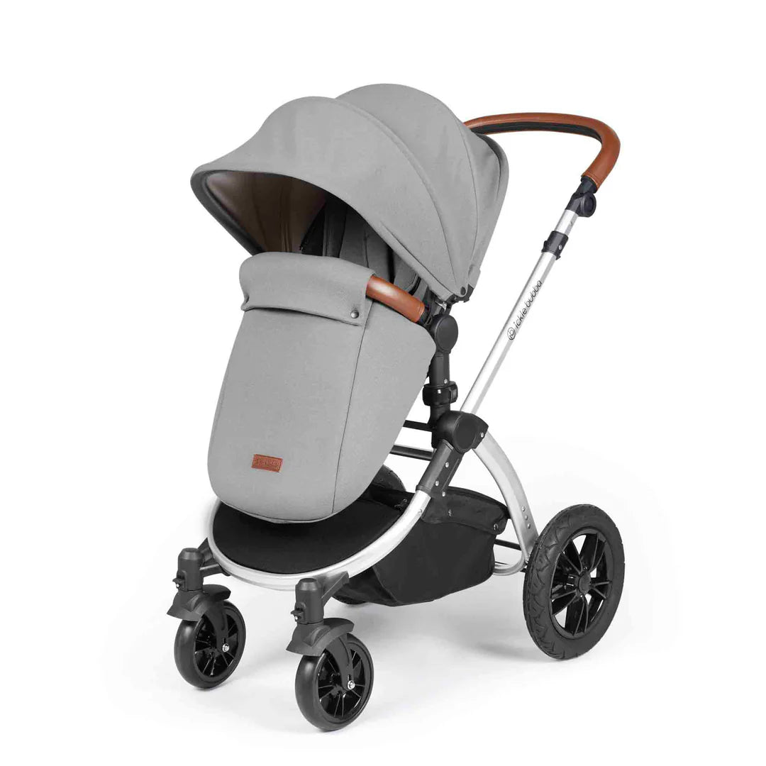 Ickle Bubba Stomp Luxe 12 Piece Travel System with i-Size Nimbus 180° Spin Car Seat & ISOFIX Base Pearl Grey on Silver