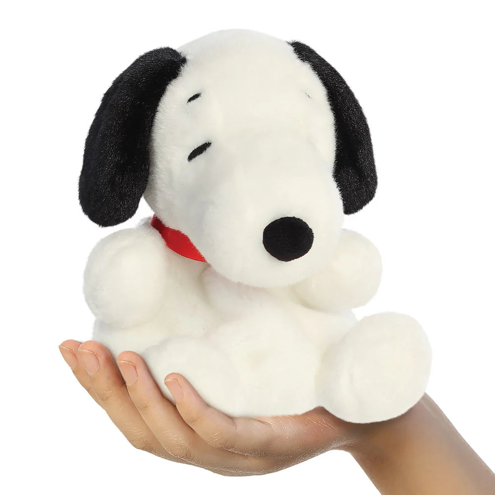 Aurora Palm Pals Snoopy 5"