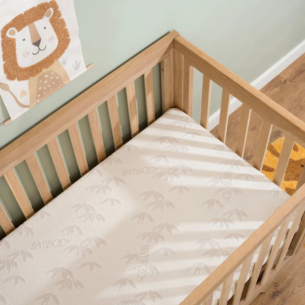 Clair-de-lune Oak Cot Bed