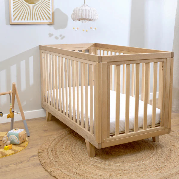 Clair-de-lune Oak Cot Bed