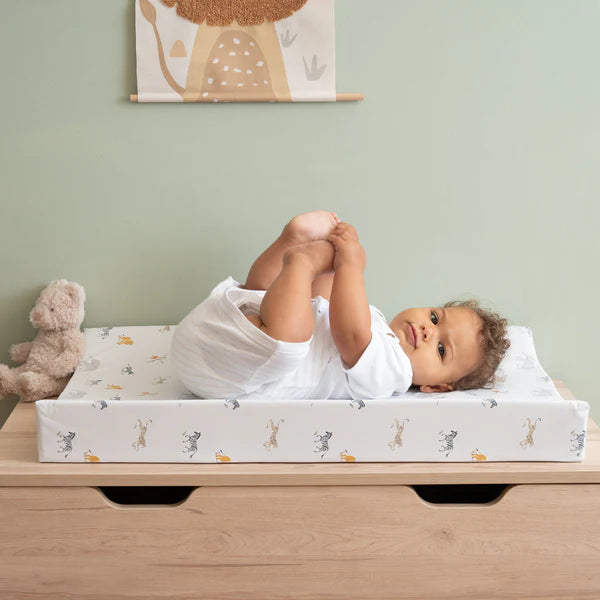 Clair-de-lune Jungle Dream Anti-Roll Wedge Baby Changing Mat