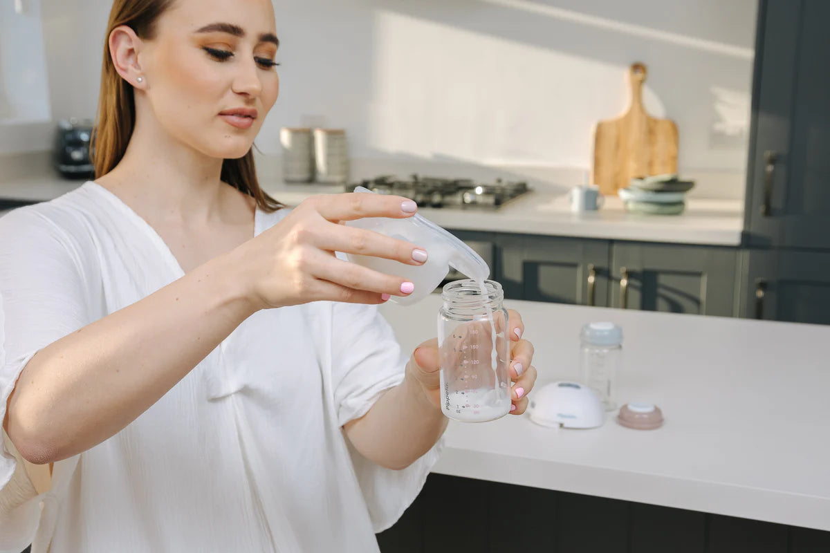 Pippeta Compact LED Handsfree Breast Pump