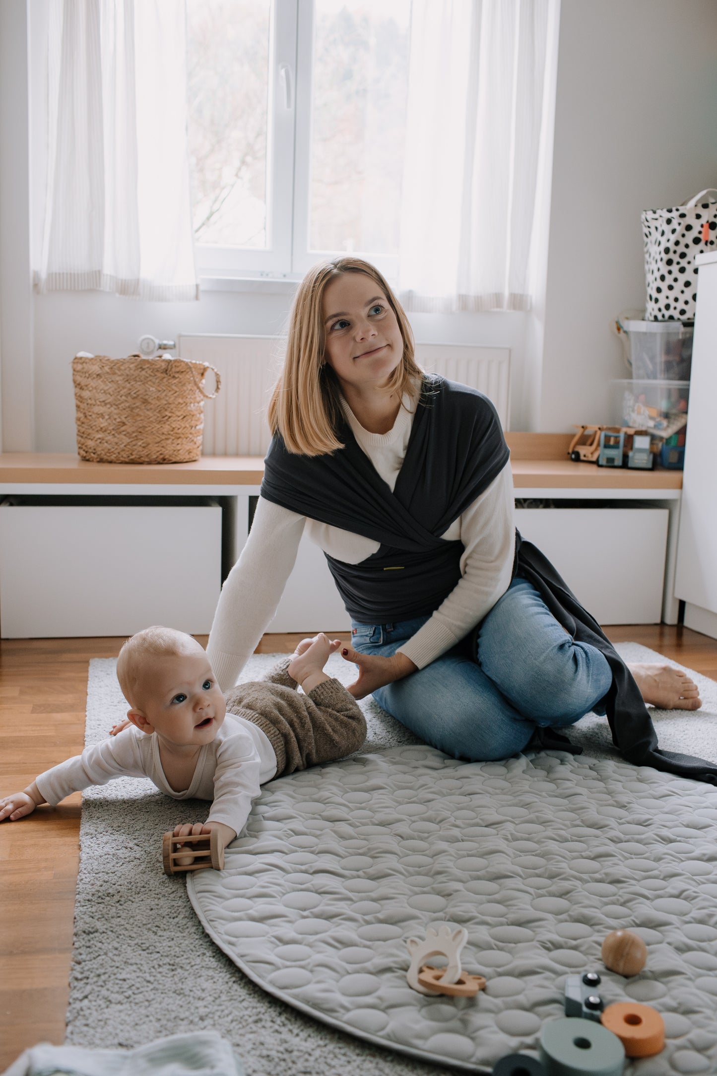 Tutti Bambini Boba Serenity Baby Wrap Charcoal