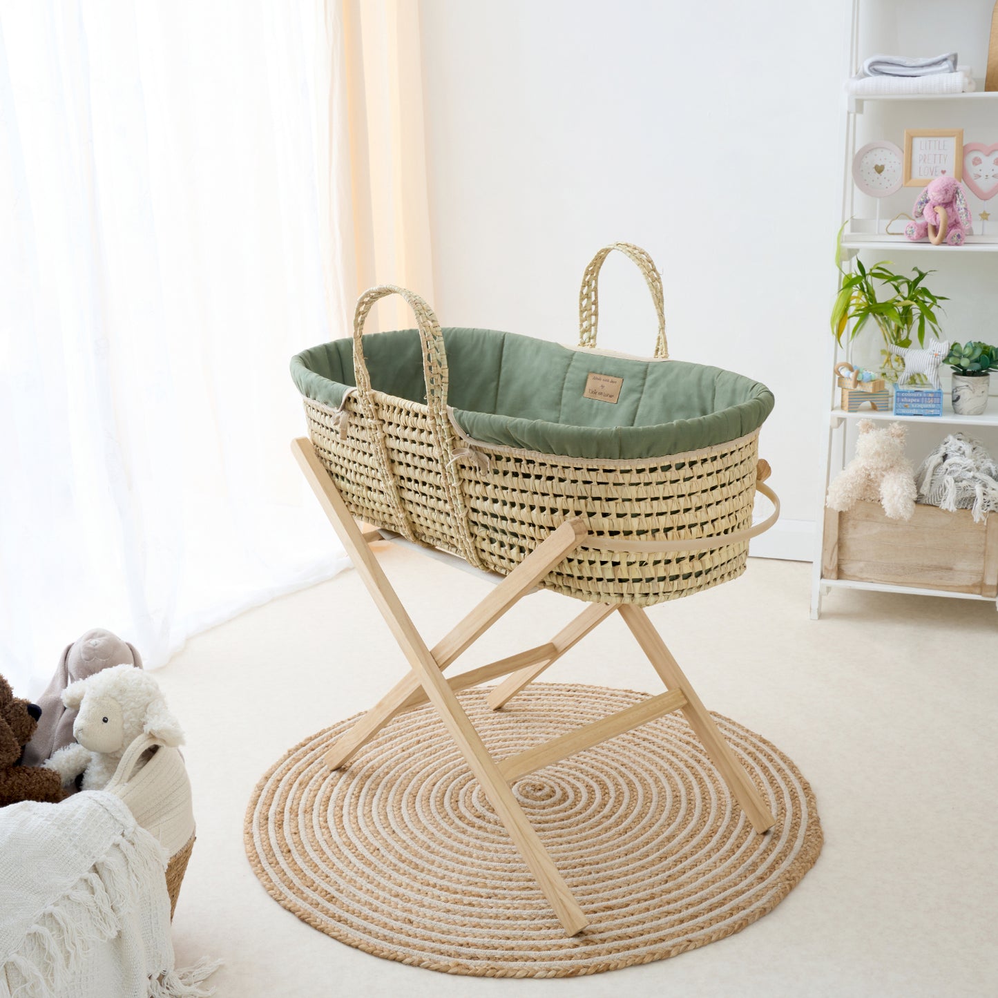 Clair-de-lune Organic Palm Moses Basket Forest Green