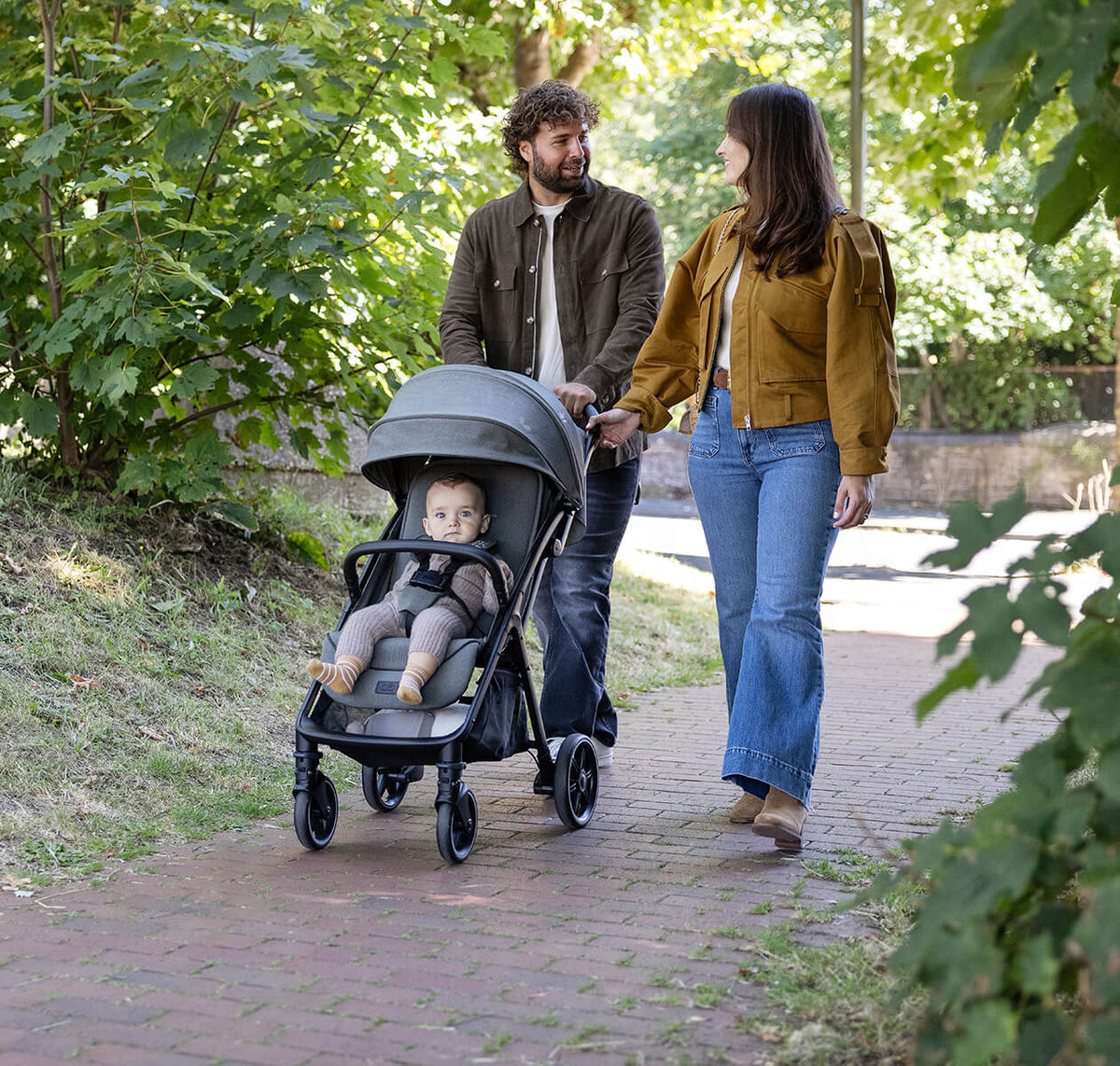 Joie Signature Parcel LX Stroller Eclipse