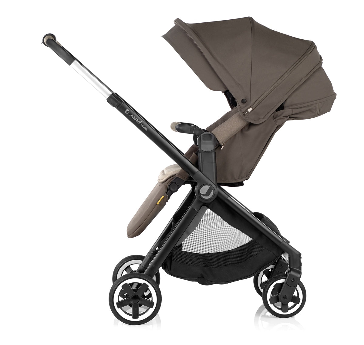 Jané Newel 10-Piece Complete Travel System Bundle  - Cold Black