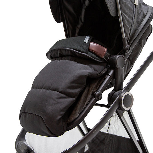 Red Kite Universal Footmuff Black