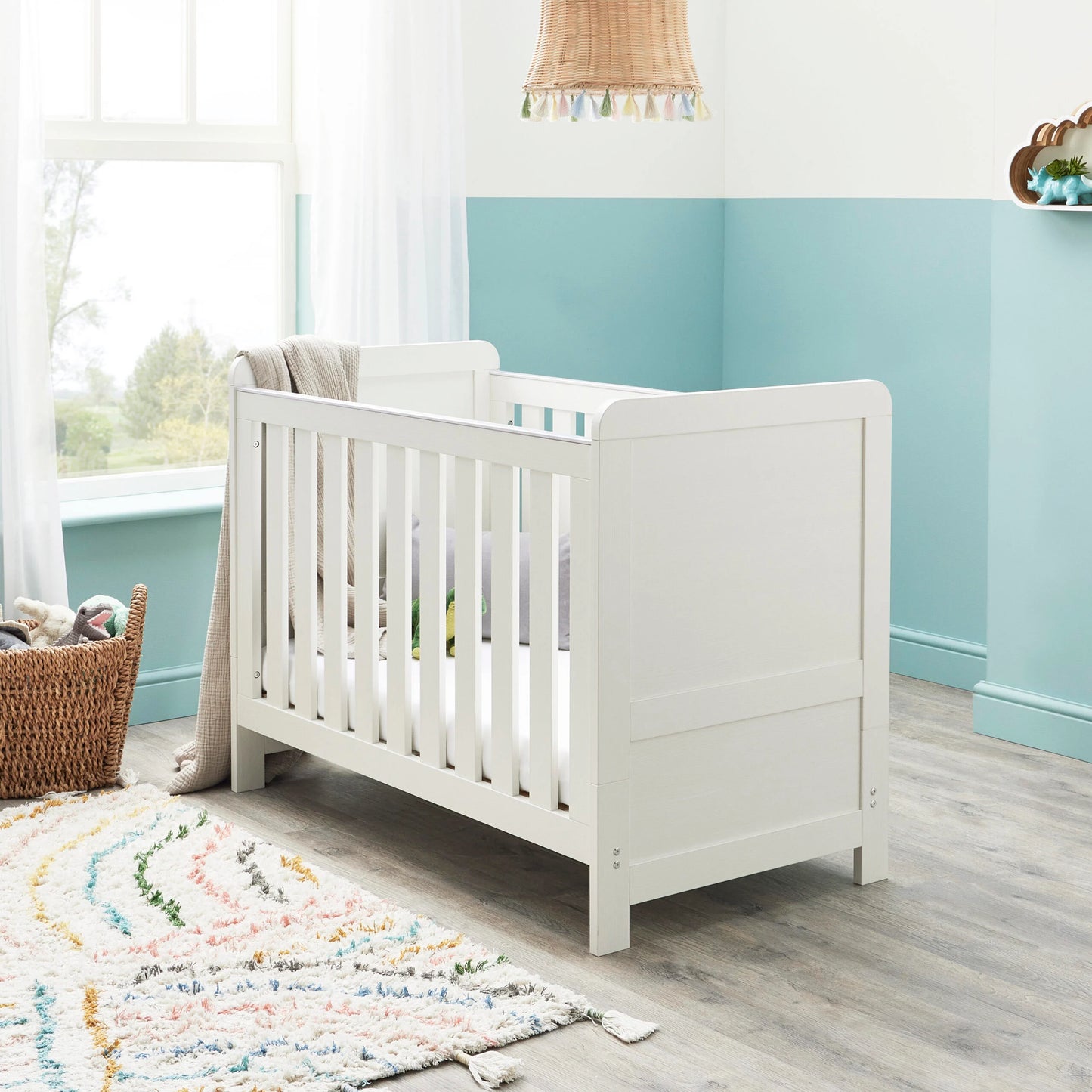 Babymore Caro Mini Cot Bed – White Wash