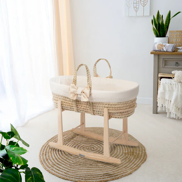 Clair-de-lune 80th Anniversary Chelsea Palm Moses Basket