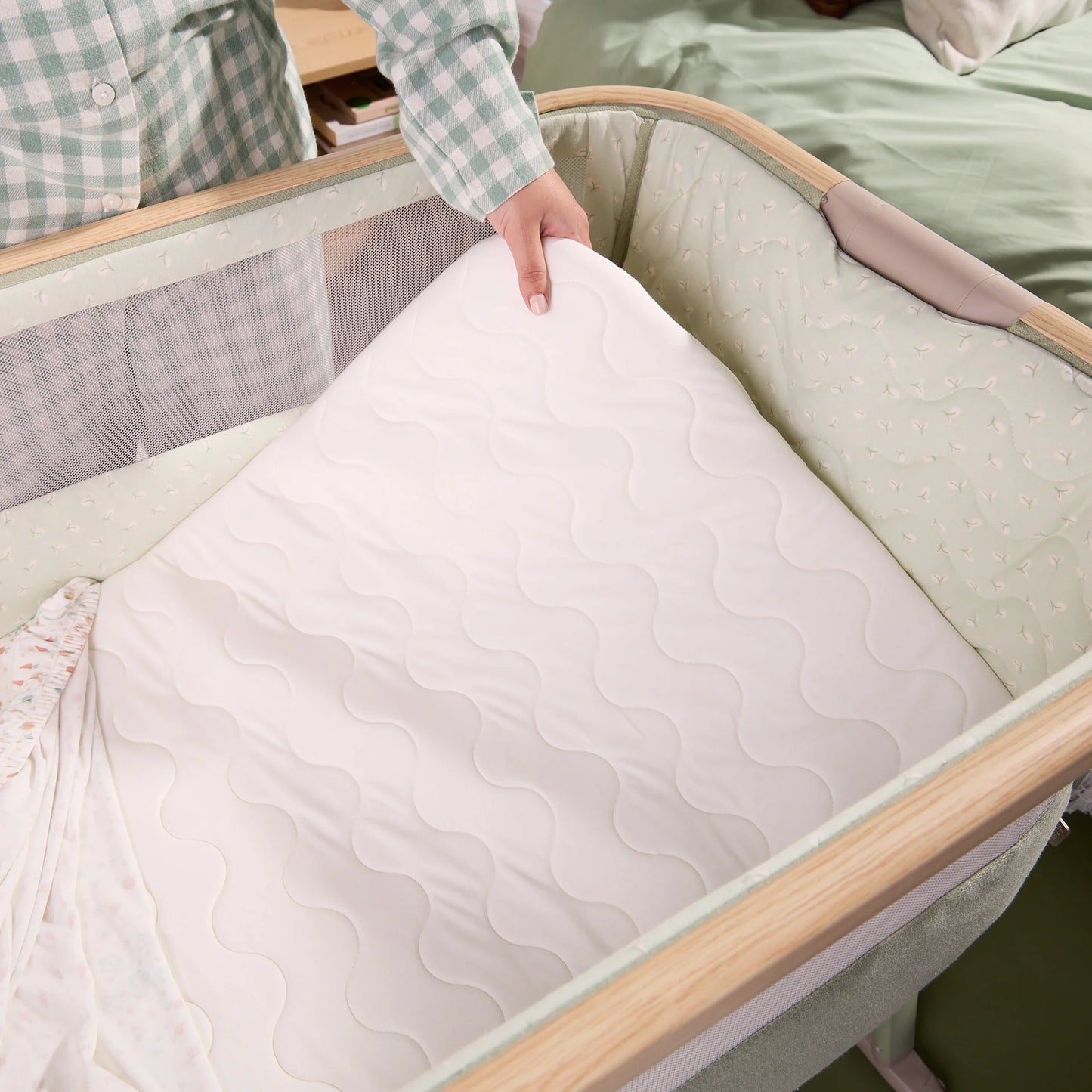 Tutti Bambini CoZee Air 2 Bedside Crib Drifted Oak and Eucalyptus