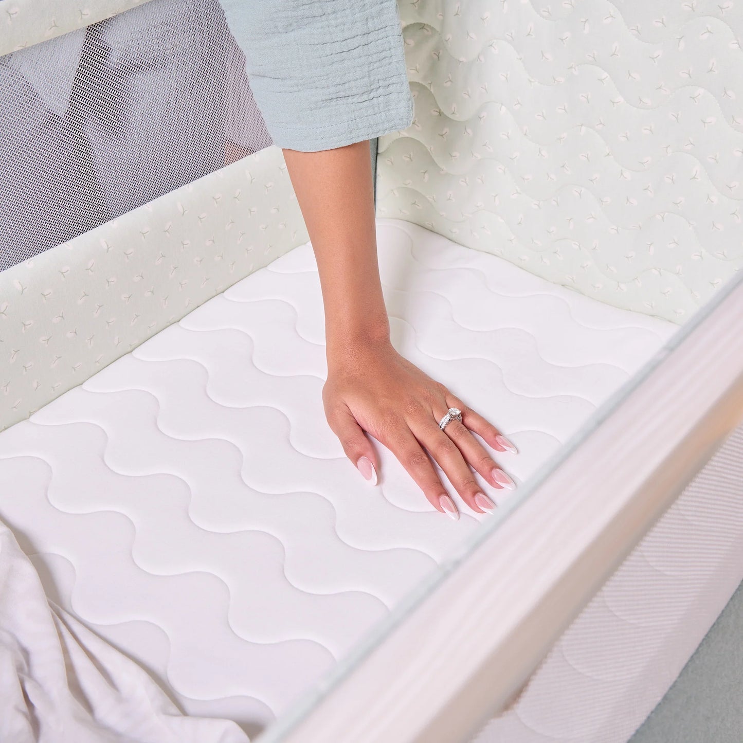 Tutti Bambini CoZee Air 2 Bedside Crib Whitewash Kelp