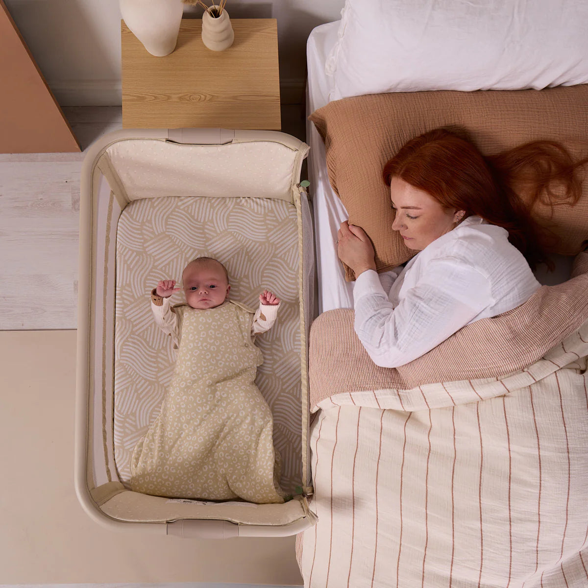 Tutti Bambini CoZee Zen Bedside Crib Sand
