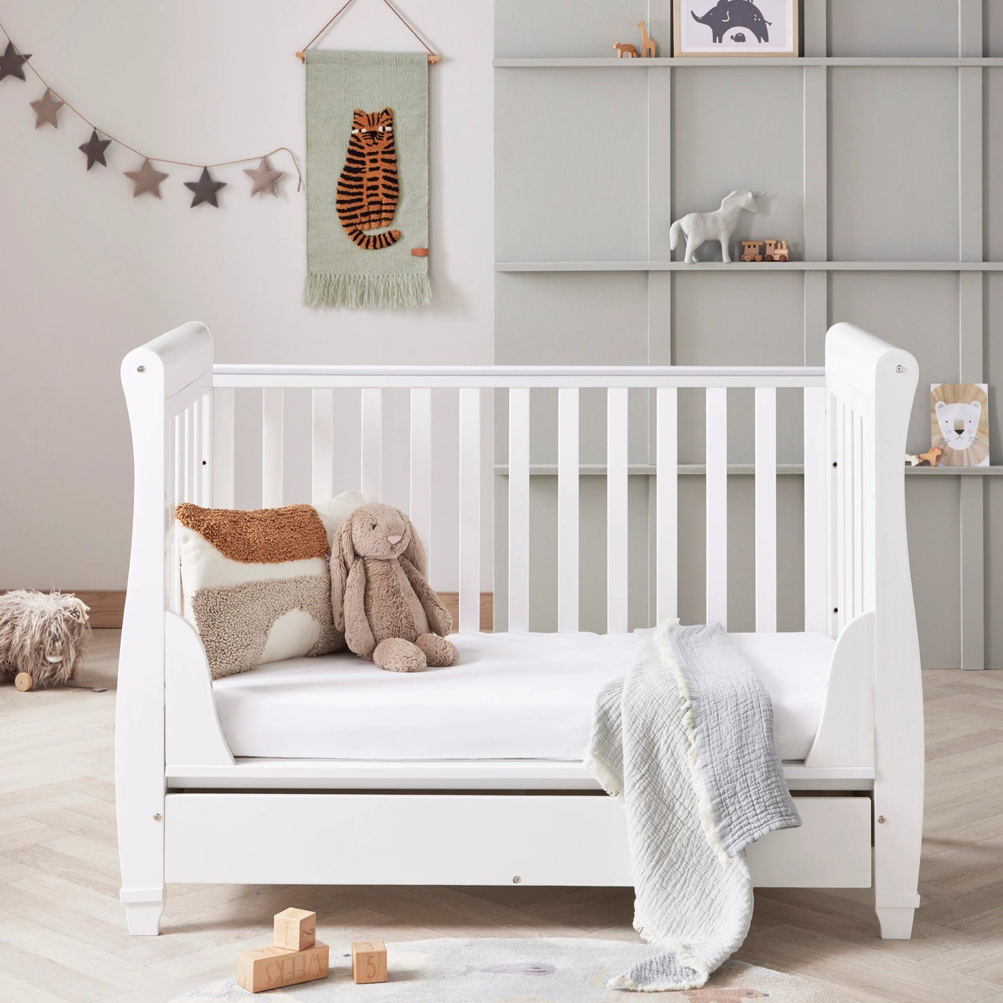 Babymore Eva Sleigh Drop Side Cot Bed – White