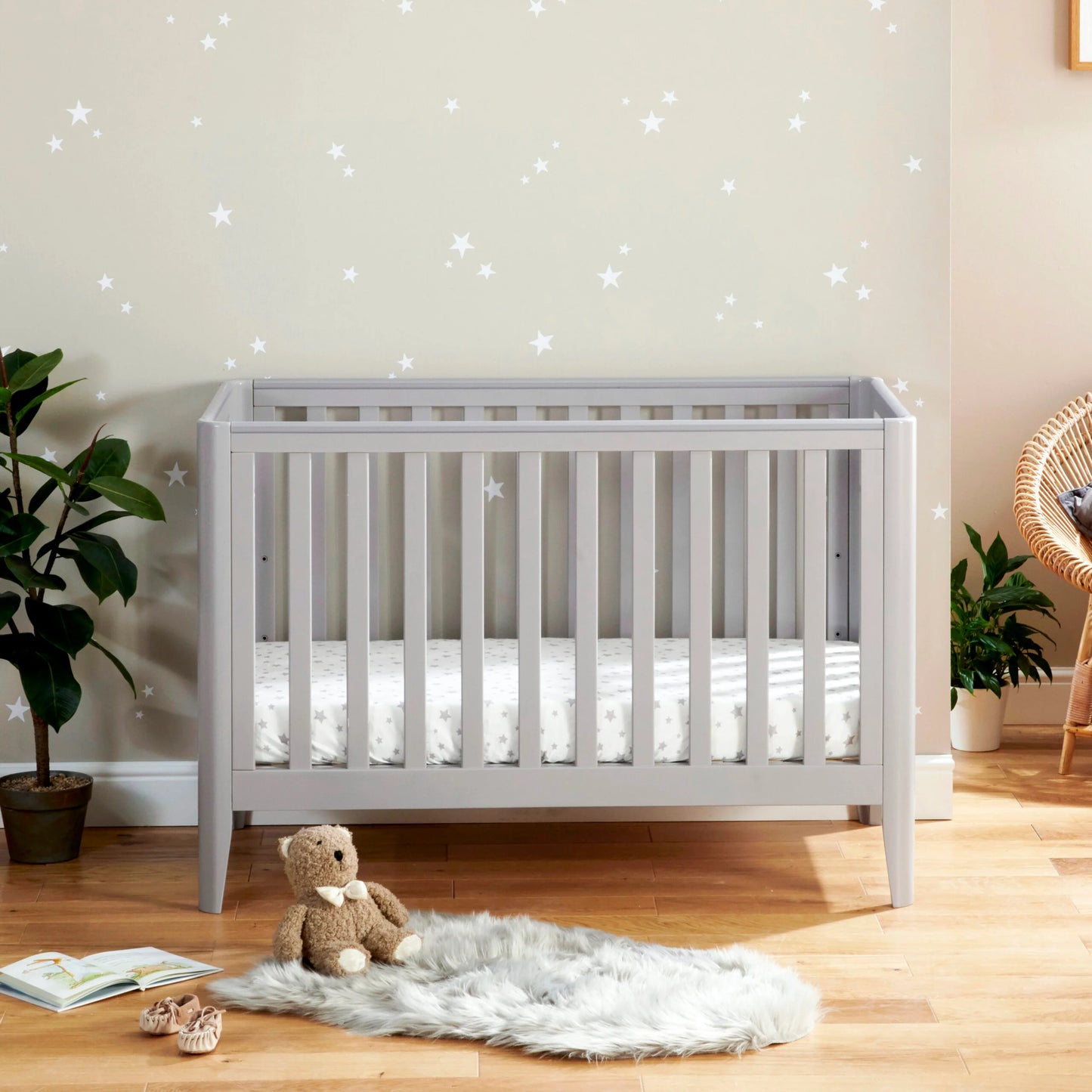 Babymore Iris Mini Cot Bed – Grey