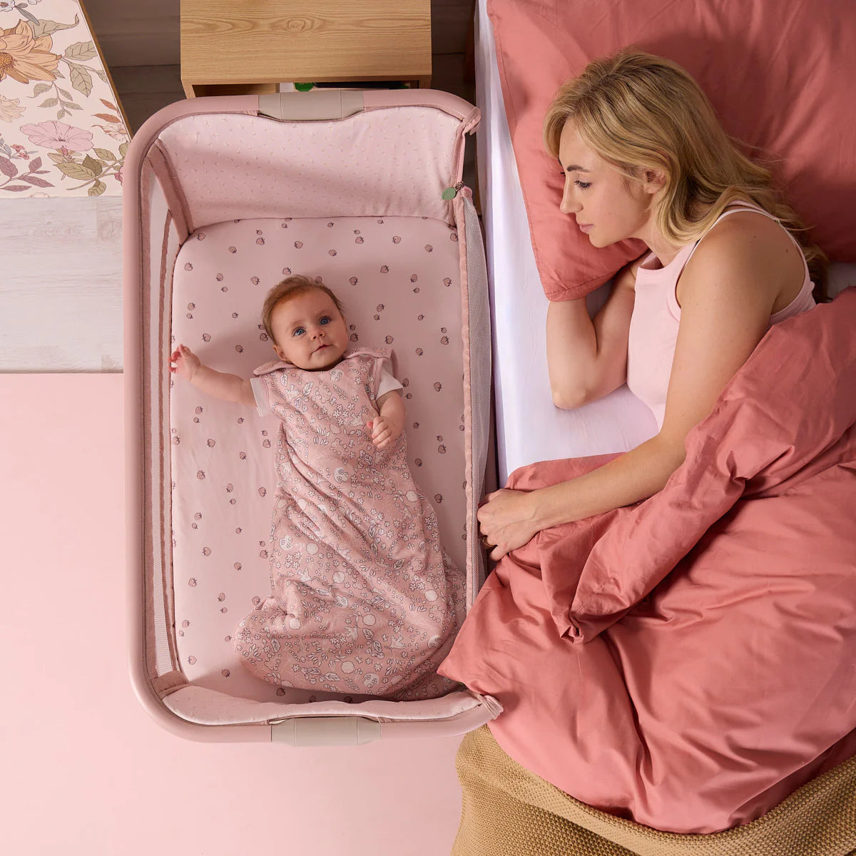Tutti Bambini CoZee Zen Bedside Crib Blush