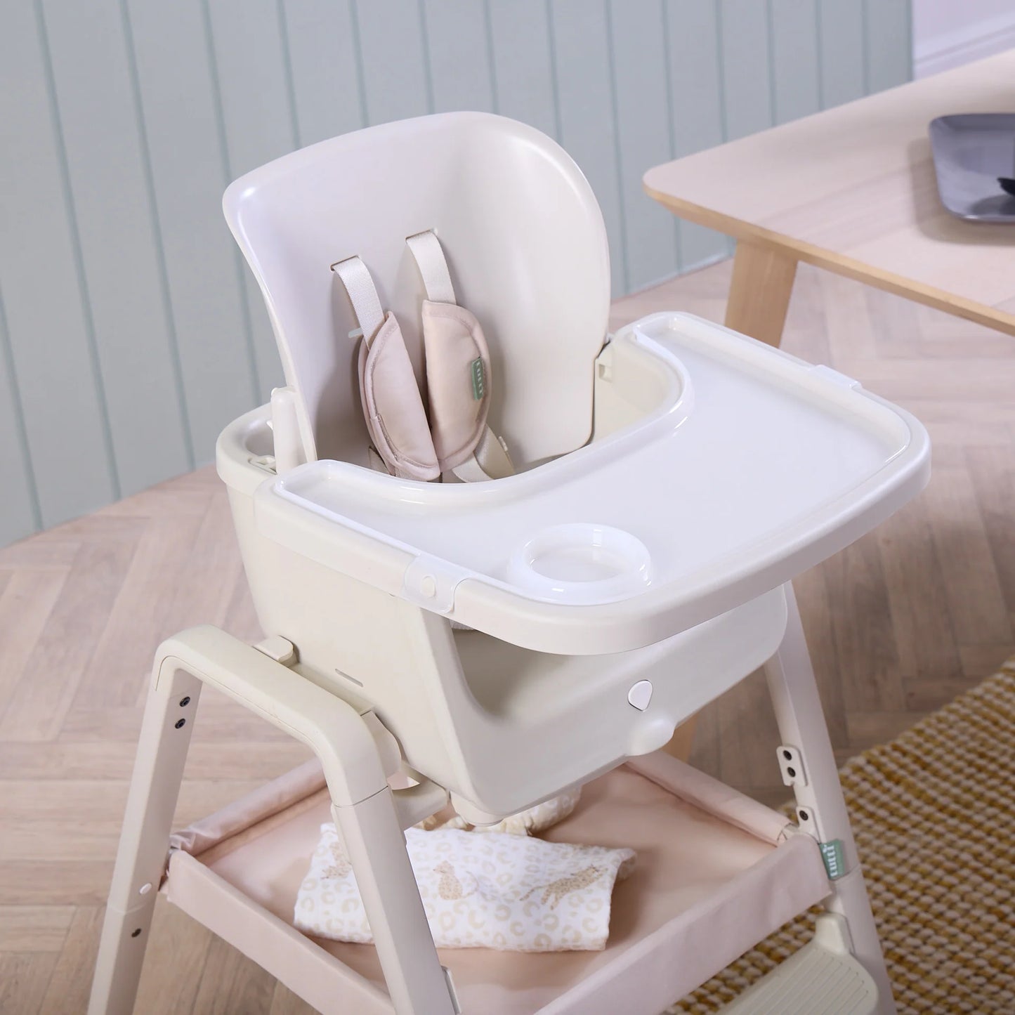 Tutti Bambini Nova Maison 7 in 1 Highchair Parsnip