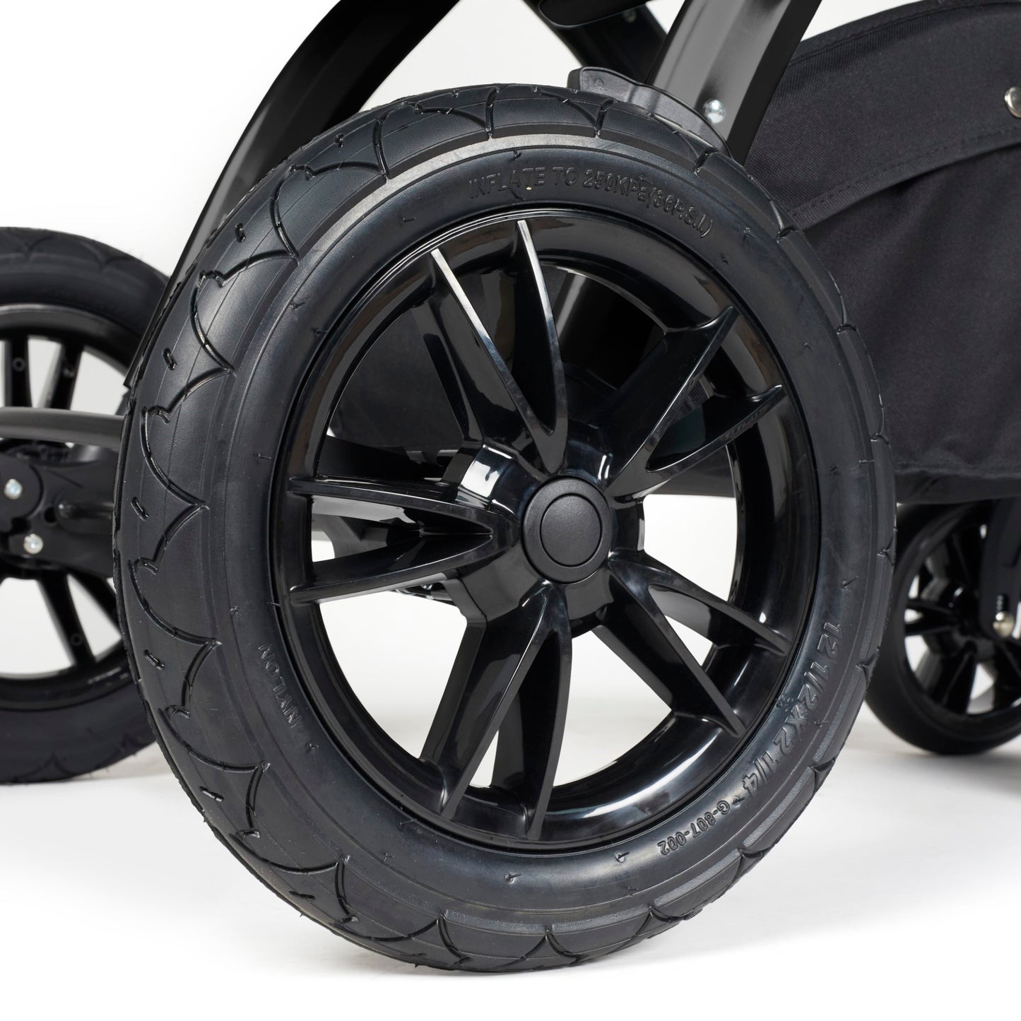 Ickle Bubba Stomp Luxe 2 in 1 Pushchair Desert on Black