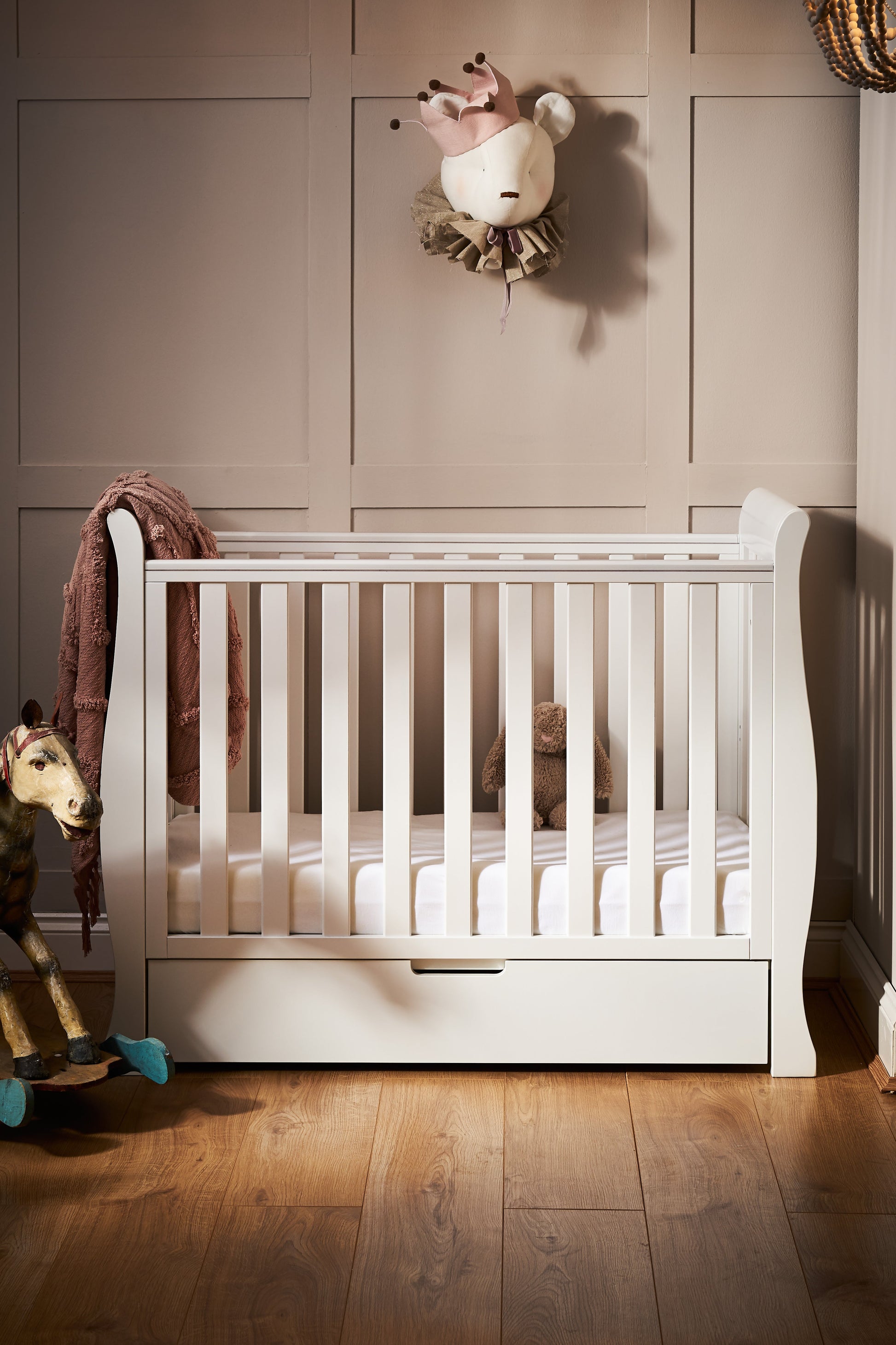 Obaby Stamford Space Saver Sleigh Cot - White