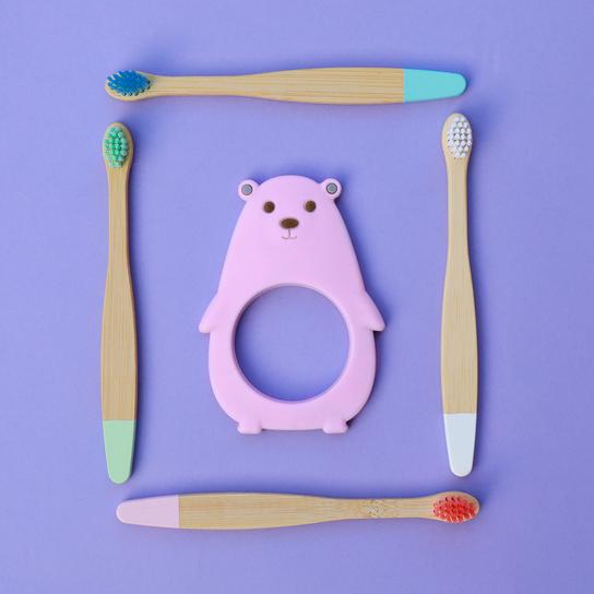 Molar Bear Teething Toy Lumi Feeding